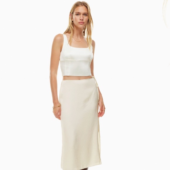 Aritzia Shine Satin Bustier Top XXS CREAM BIRCH IVORY WHITE OFF WHITE - Picture 2 of 7
